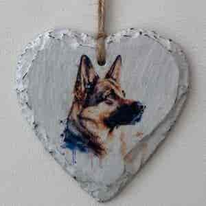 Water Colour Paint Effect Slate Heart - Dog Breeds - German Shepherd
