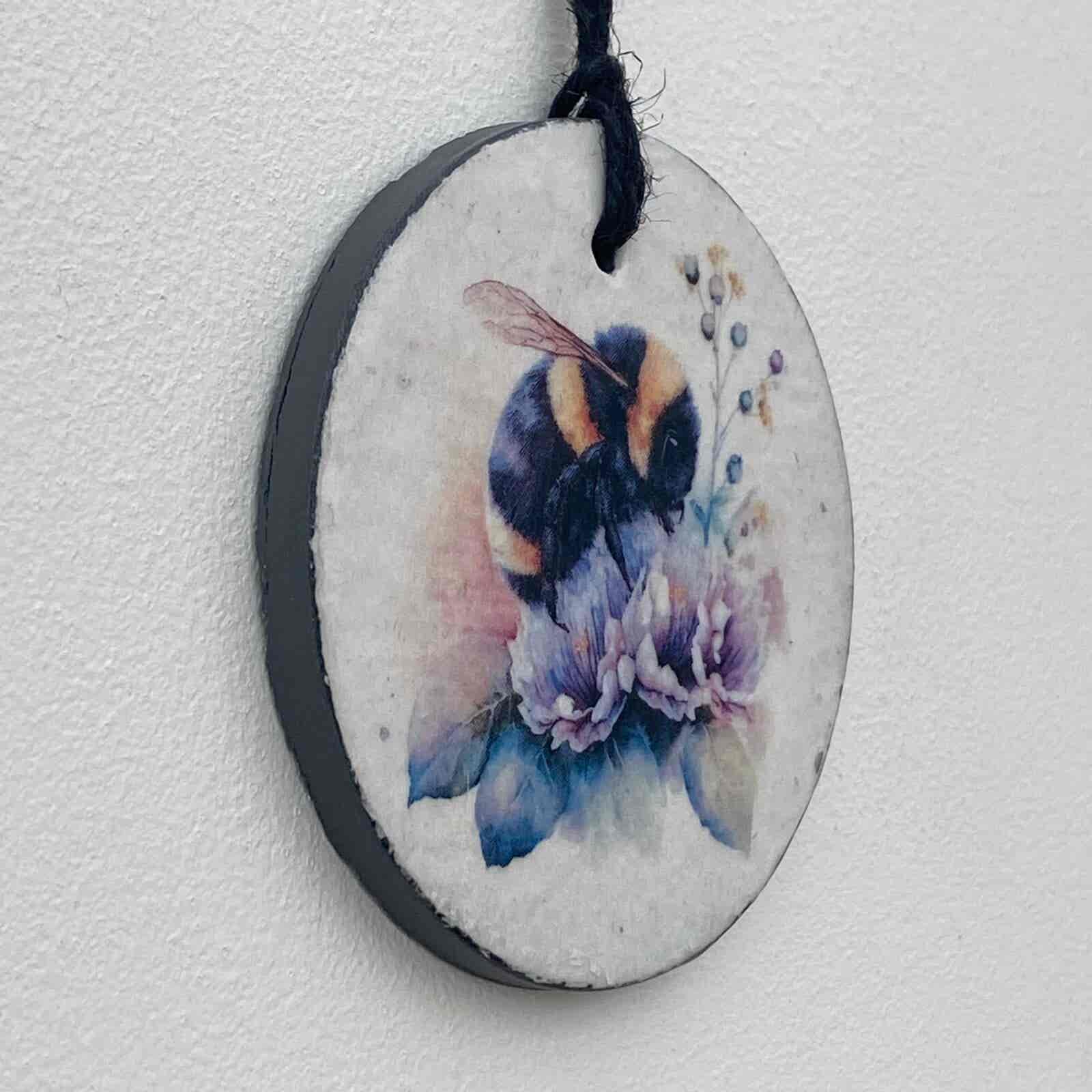 Water Colour Paint Effect Slate Circle - Bees - Image 3