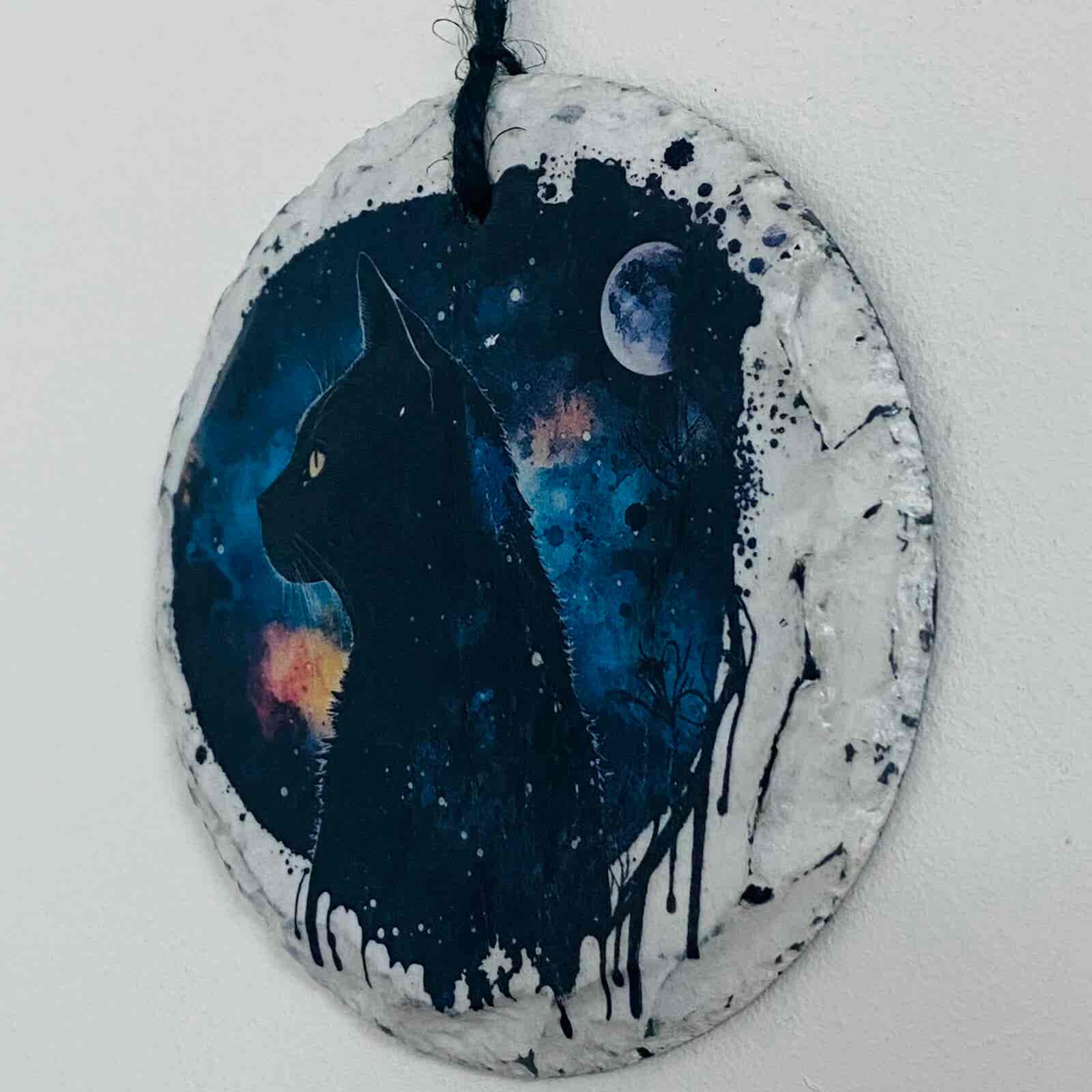 Water Colour Paint Effect Round Slates - Gothic Black Cat - Image 2